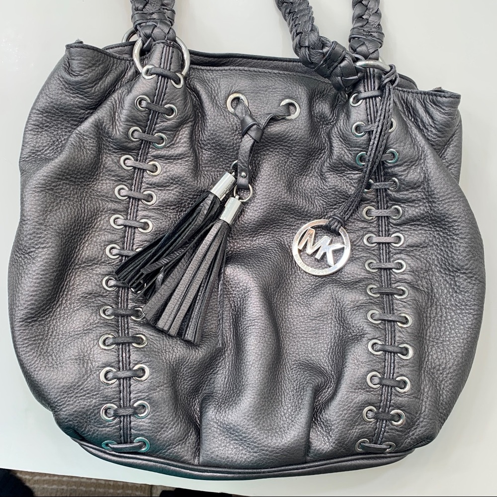 MICHAEL Michael Kors pewter Shoulder Bag - Picture 3 of 16